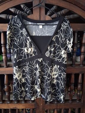 Christopher & Banks Top